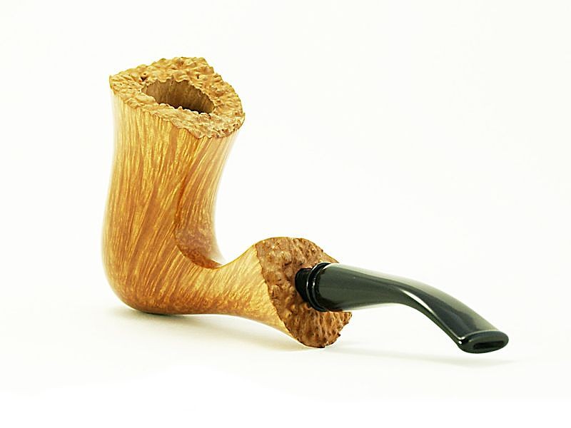 une pipe de Riccardo Debole - Ghibli Pipes