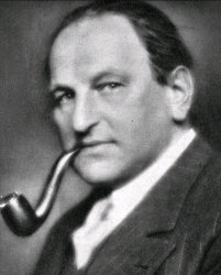 Egon Friedell pipe