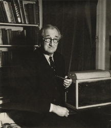 Sir Alan Patrick Herbert pipe