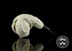 une pipe par Altinay