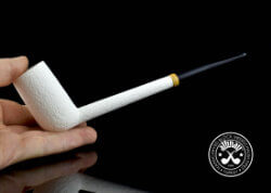 une pipe par Altinay
