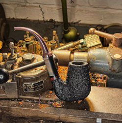 une pipe par Cédric Maréchal - C.M. Pipes