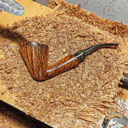 une pipe par Cédric Maréchal - C.M. Pipes